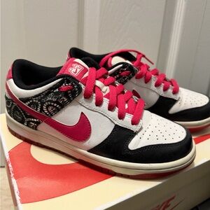 Nike Women's Sneakers - Pink, Black, White